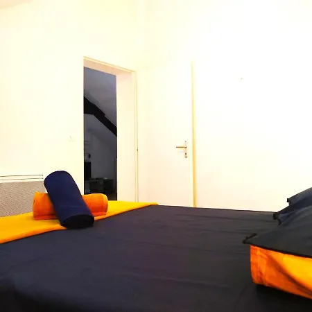 - 1 Min A Pieds Hypercentre - 2 مونْتوبا